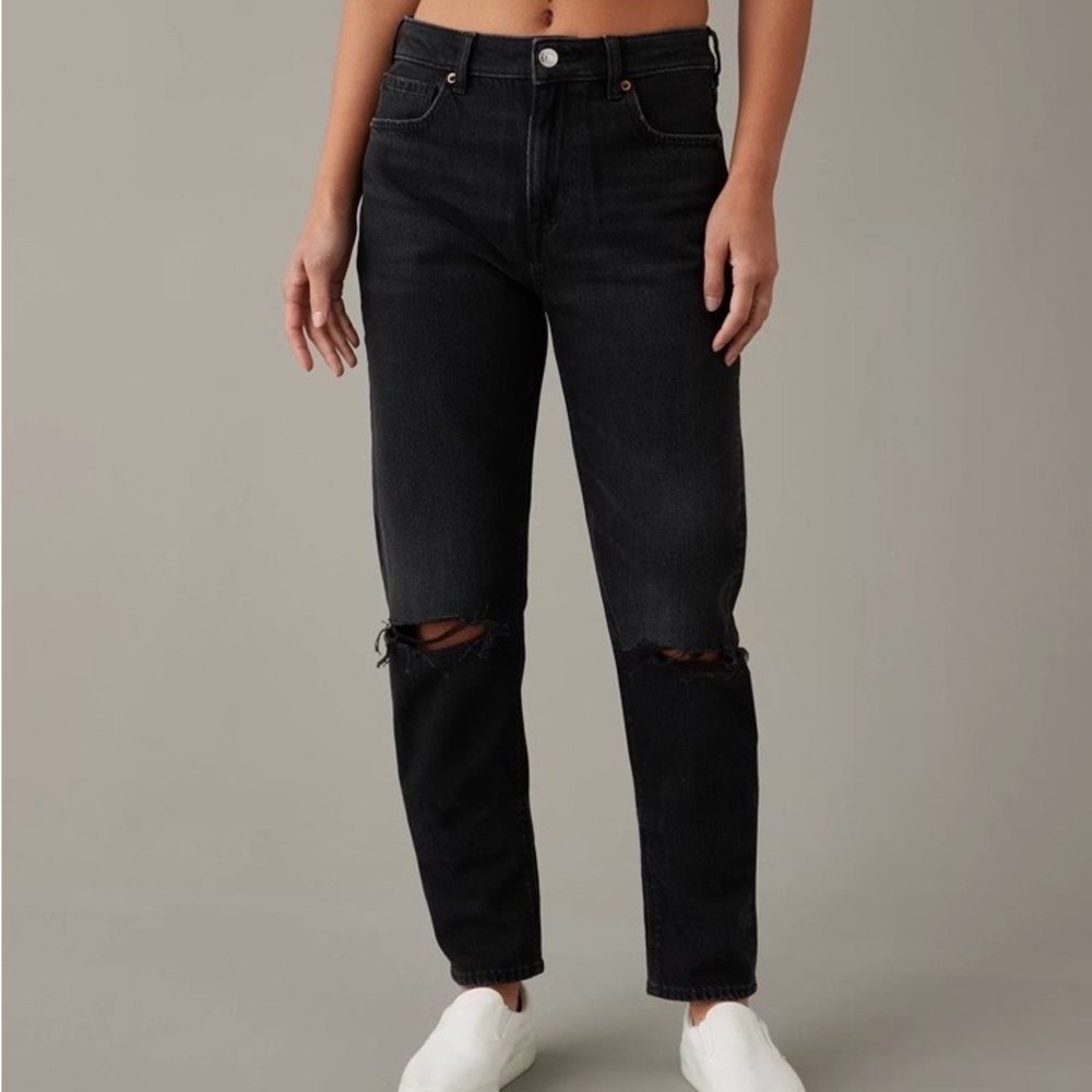 American Eagle Mom Straight Jean